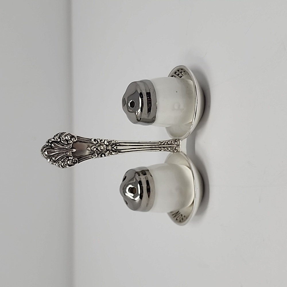 Mud Pie Miniature Salt & Pepper Holder
